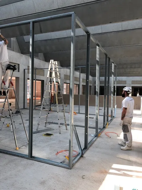 Trockenbau: Metallständerwände im Innenausbau